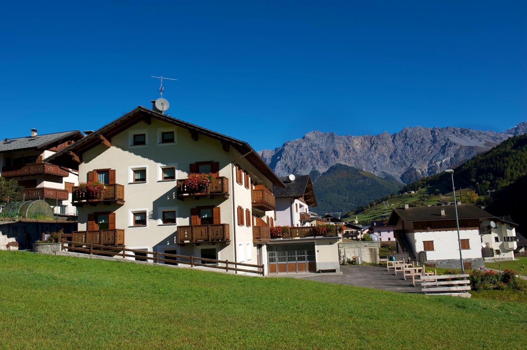 Casa Sofia Villa Valdisotto Exteriör bild